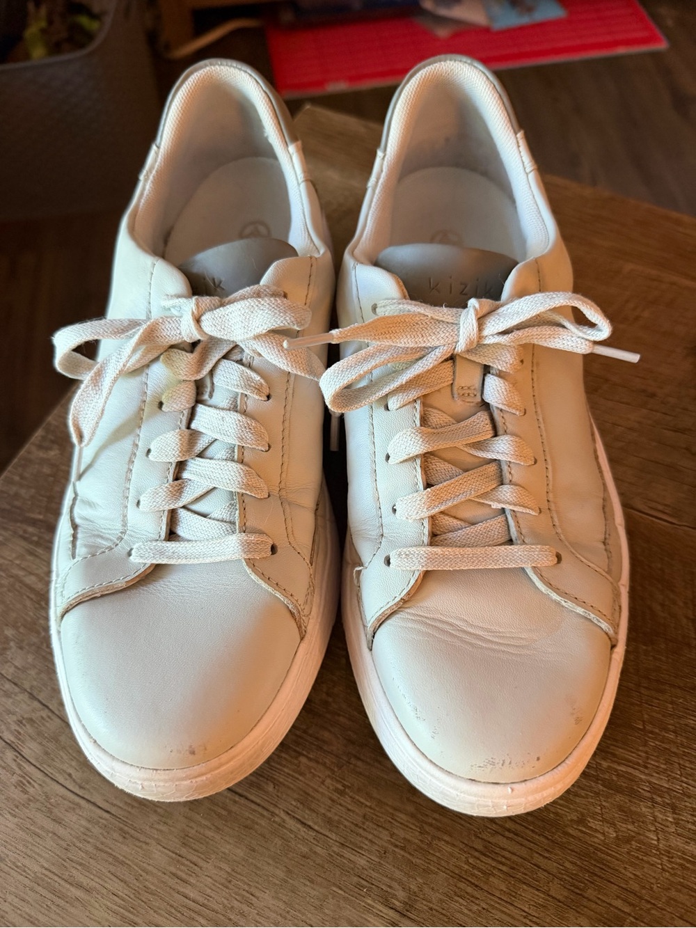Kizik Women's Gray Leather Sneakers - Casual Lace-Up